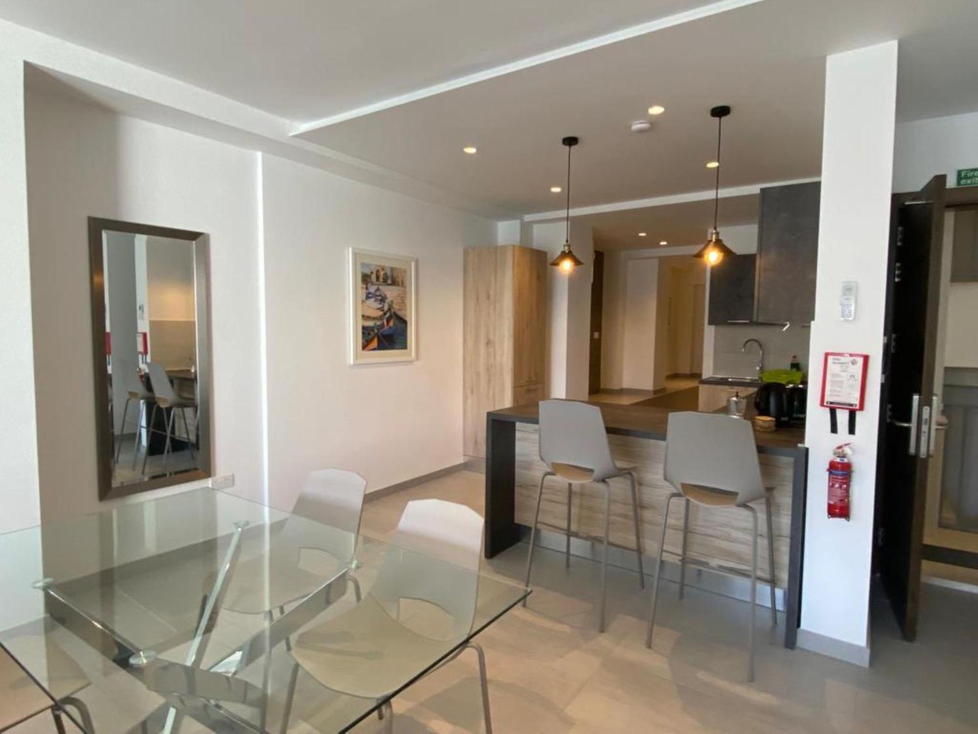 Apartamento 86 Spinola Bay San Julián Habitación foto